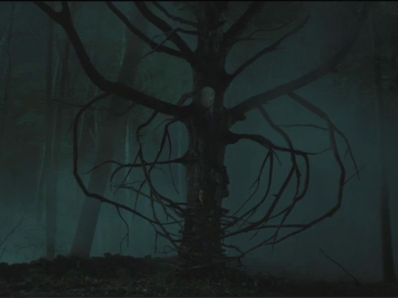 Cena do filme Slender Man: Pesadelo Sem Rosto / Reprodução IMDB