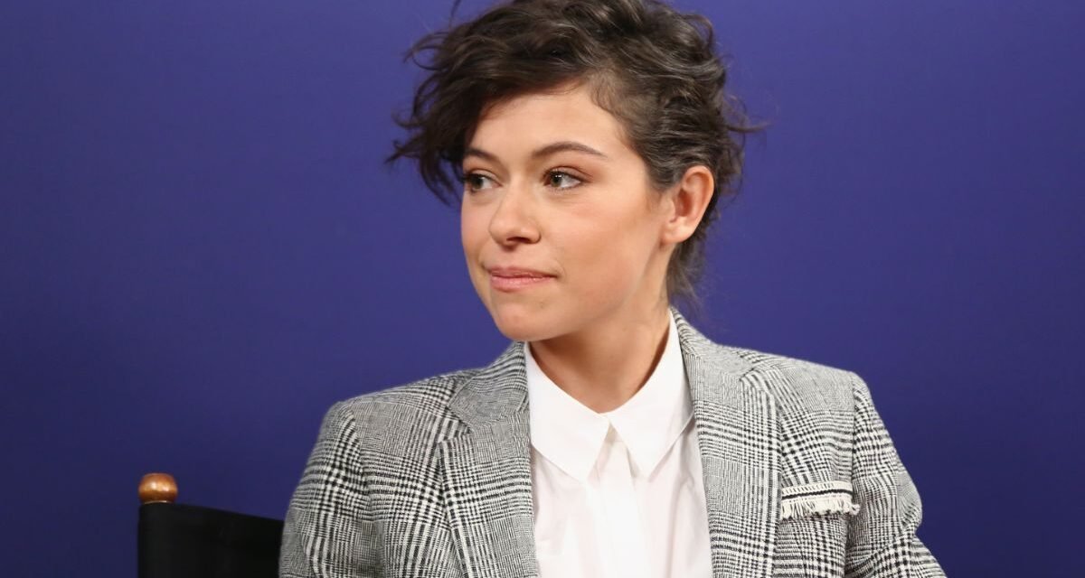 ‘The Comedy Hour’ | Tatiana Maslany e Tim Heidecker estrelarão comédia de humor ácido e distópico