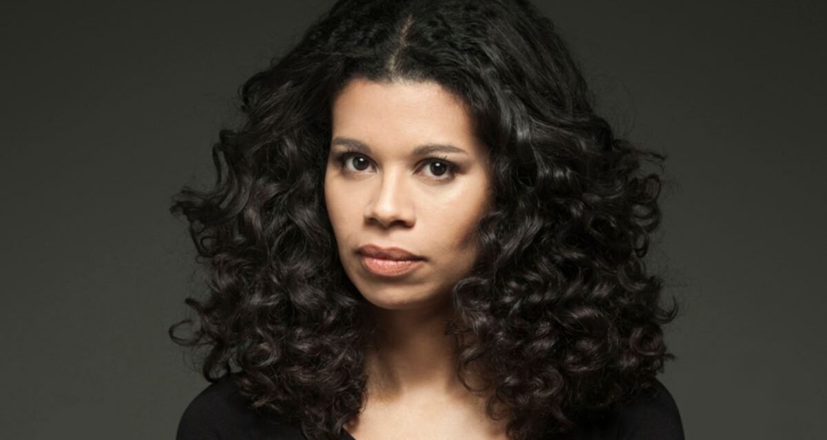 Ana Paula Maia, a escritora que encontra beleza na escuridão