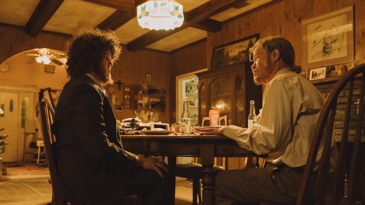 Bugonia (2025) - Jesse Plemons e Aidan Delbis em cena do filme - credito - Atsushi Nishijima-Focus Features