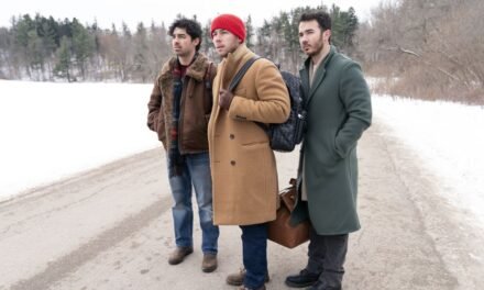 Crítica | “Um Natal Bem Jonas Brothers” é um presente para os fãs da banda