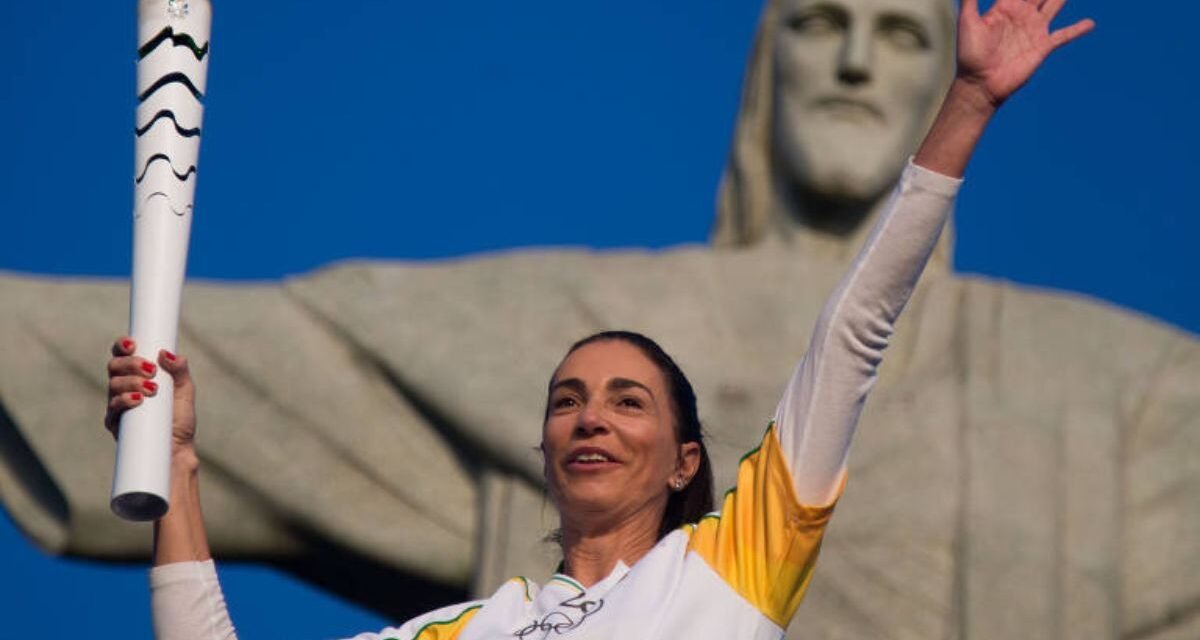 Pedro Bial lança biografia de Isabel Salgado, ícone do vôlei brasileiro