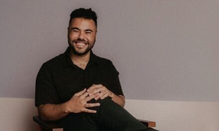 Juan Jullian é o primeiro autor negro a liderar novela das 19h na Globo
