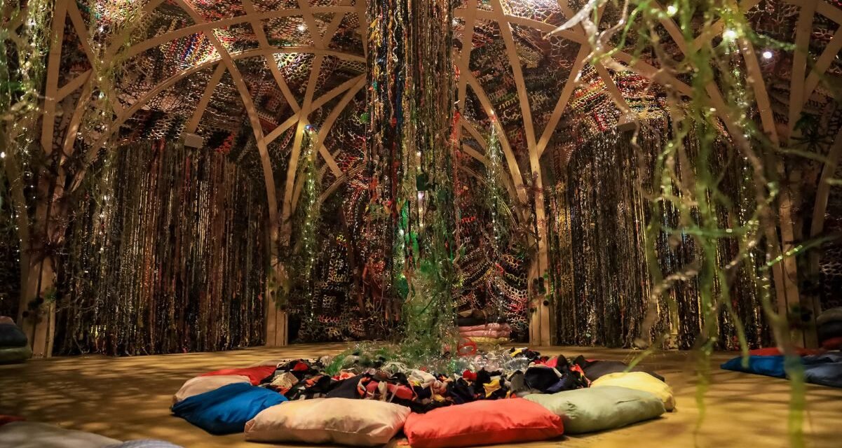 Ailton Krenak é o curador de exposição digital sobre a Terra