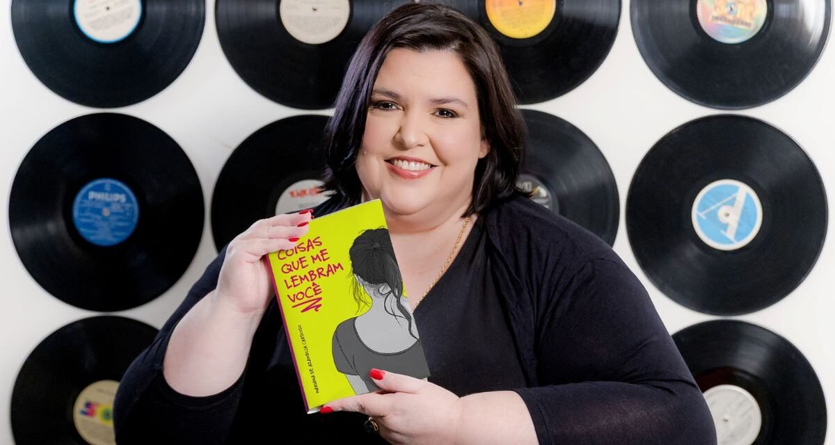 Mariana Cardoso convida o leitor a reviver a juventude