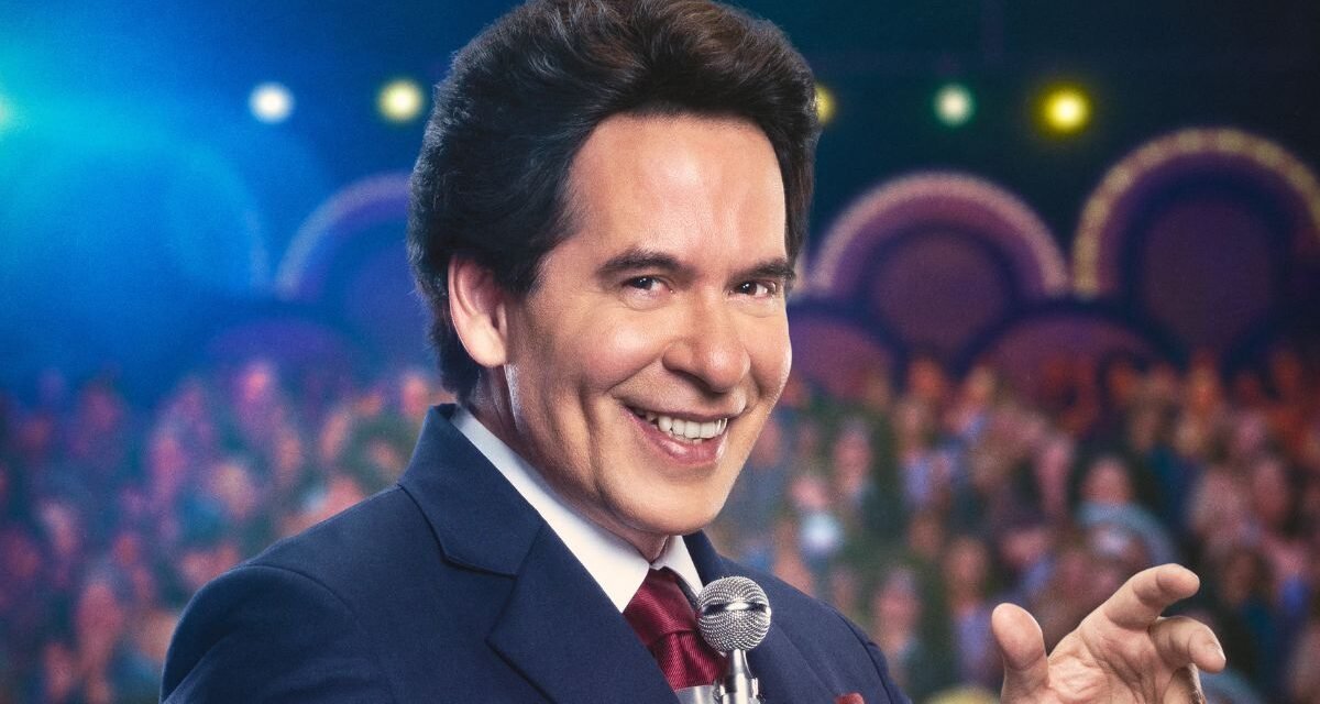 “Silvio Santos Vem Aí” mostra o apresentador entre o palco e a política