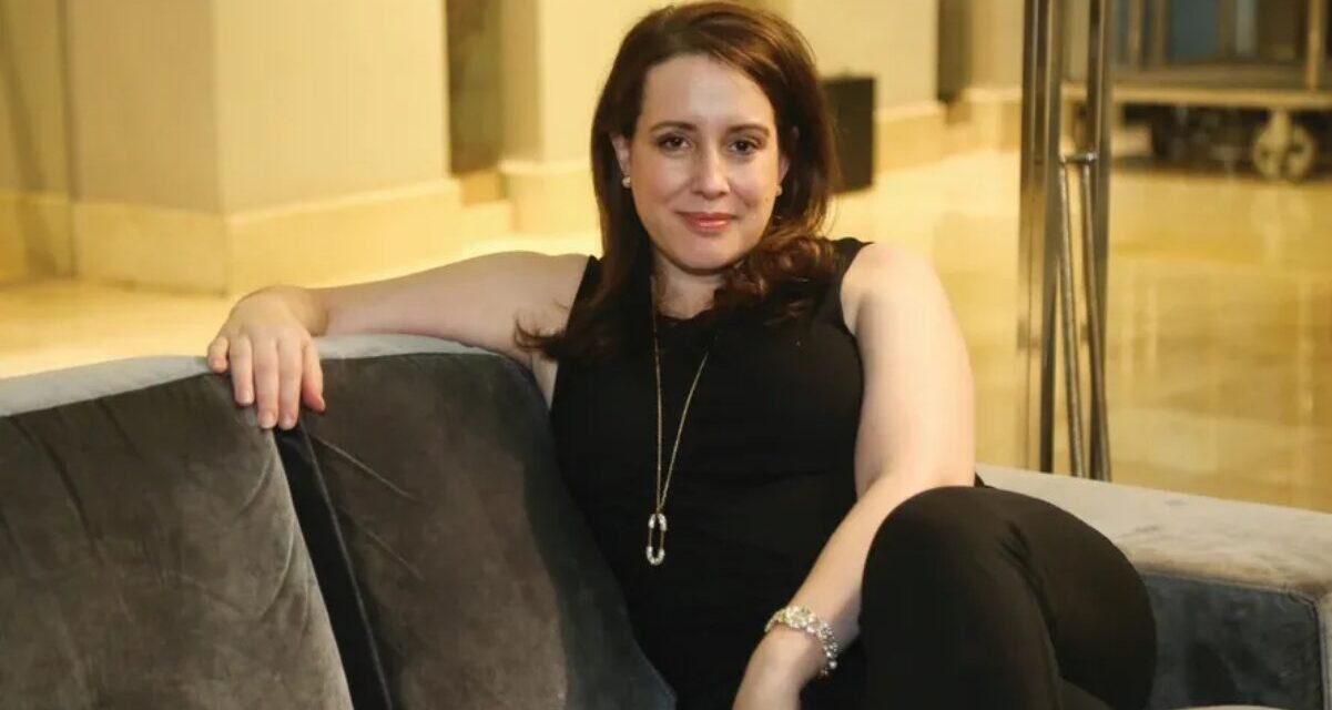 Julia Quinn é confirmada na Bienal do Livro Bahia