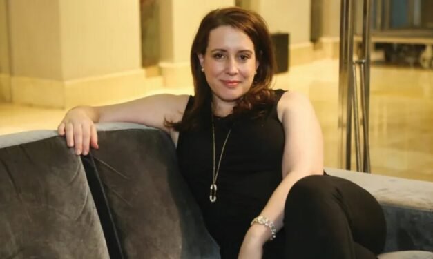Julia Quinn é confirmada na Bienal do Livro Bahia