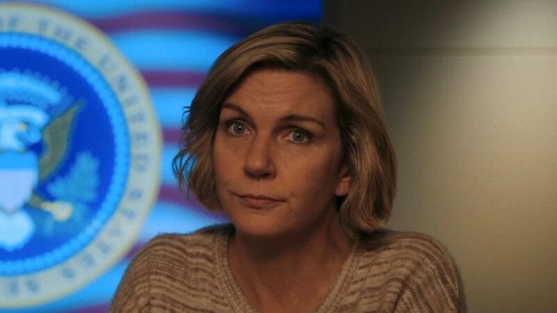 Rhea Seehorn concorre ao Globo de Ouro 2026 por Pluribus