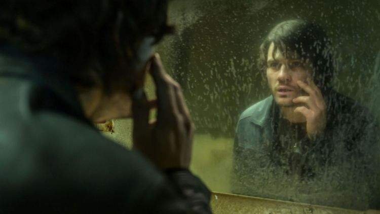 Terror em Silent Hill: Regresso para o Inferno (2026) - Cena do filme com o ator Jeremy Irvine - Credito - aleksandarletic@yahoo.com | IMDB