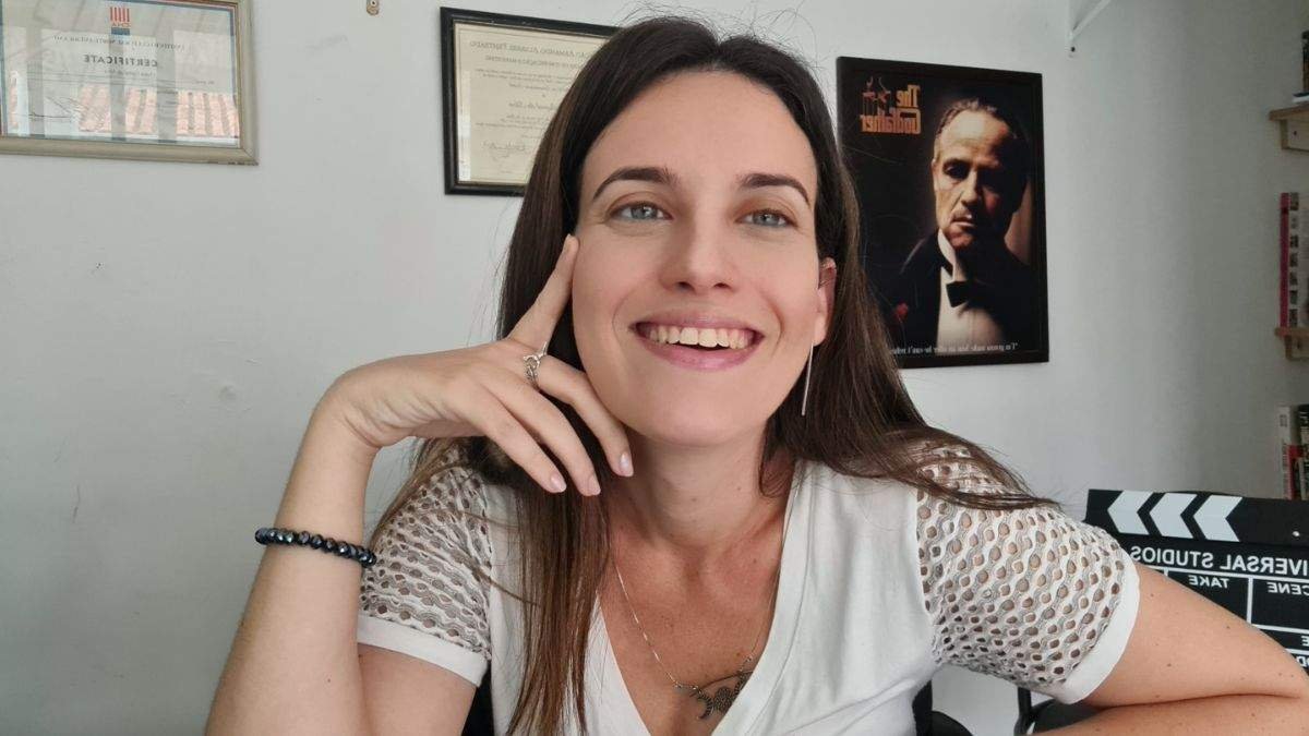Vivy Corral explica como o BookTok está transformando o mercado literário