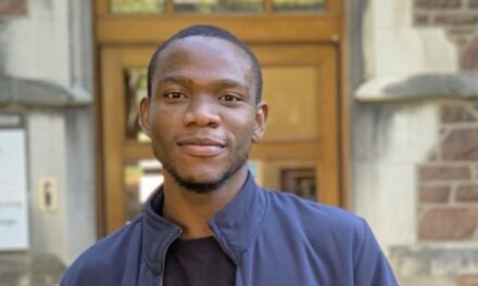 Chukwuebuka Ibeh estreia na literatura com “Bênçãos”