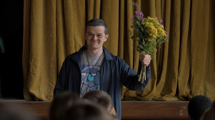Robert Aramayo protagoniza o longa "I Swear" (2025)