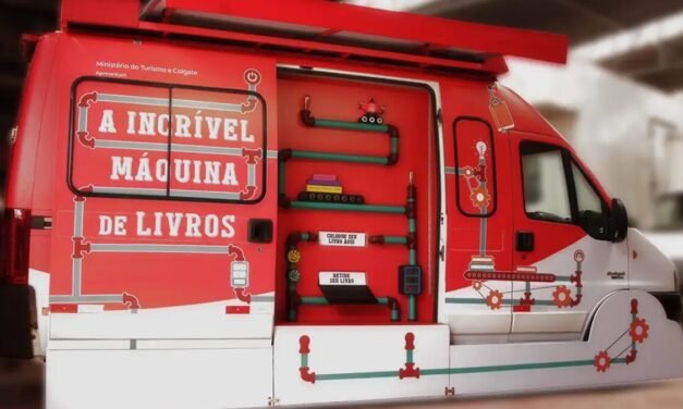 A Incrível Máquina de Livros promove troca de livros em Bauru