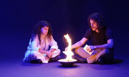 “A Vida Secreta de Meus Três Homens” | Lançamento revela bastidores exclusivos
