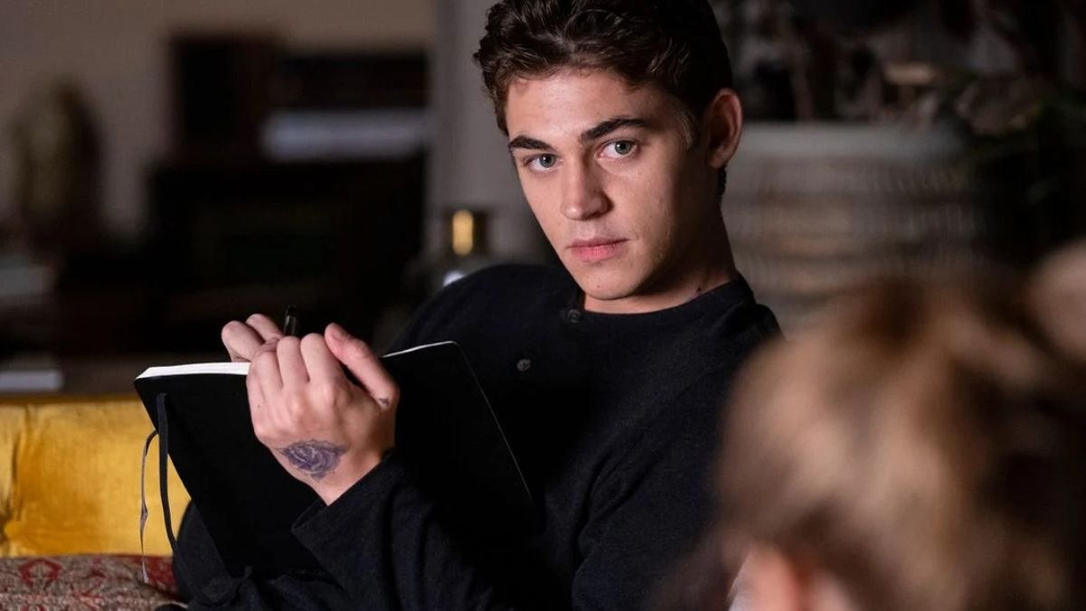 Hero Fiennes Tiffin como Hardin Scott em "After: Depois da Verdade" | Crédito: IMDb/Reprodução