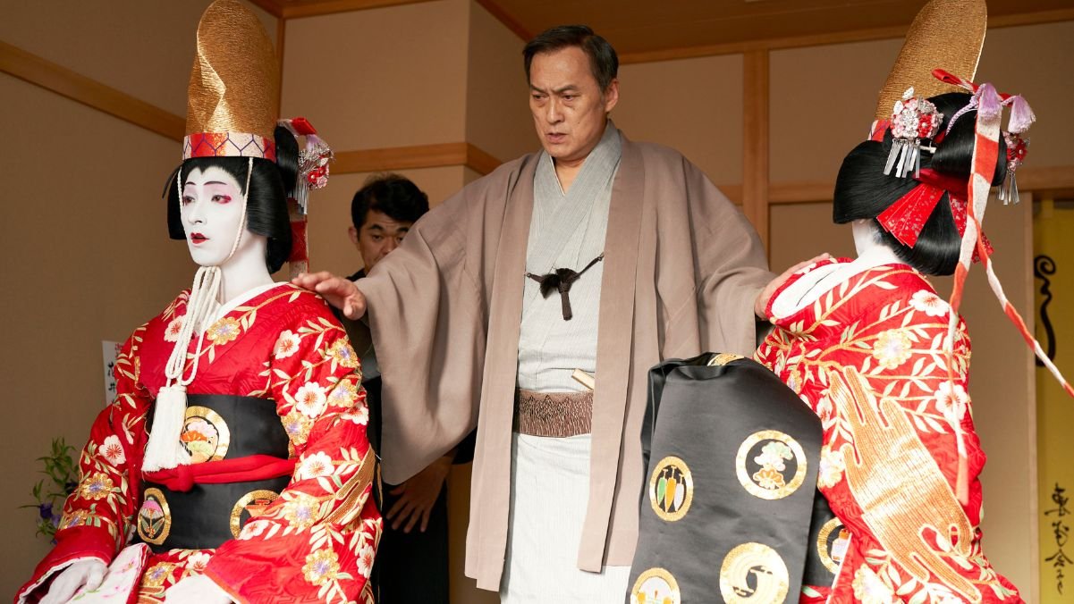 Kikuo e Shunsuke passam por um rigoroso treinamento para honrar a tradição familiar em ‘Kokuho: O Preço da Perfeição’ | Crédito: Sato Company/Divulgação”