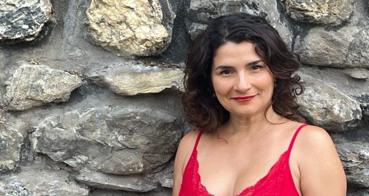 Entrevista com a escritora, atriz e terapeuta Luciana Palhares