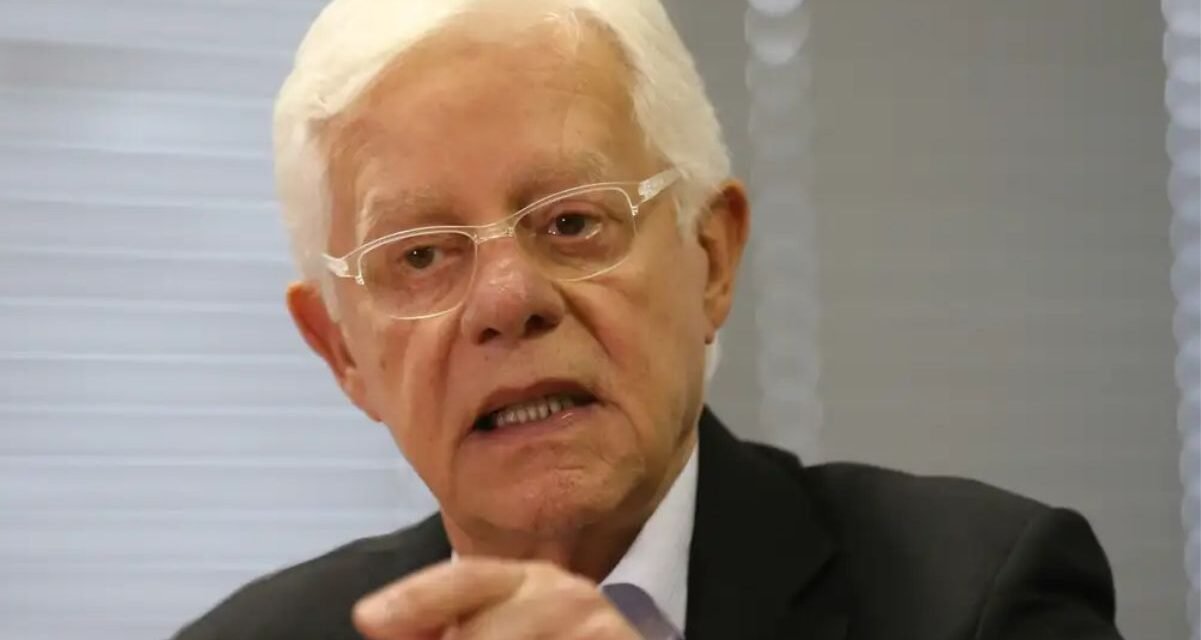 Livro de memórias de Moreira Franco reúne entrevistas e relatos