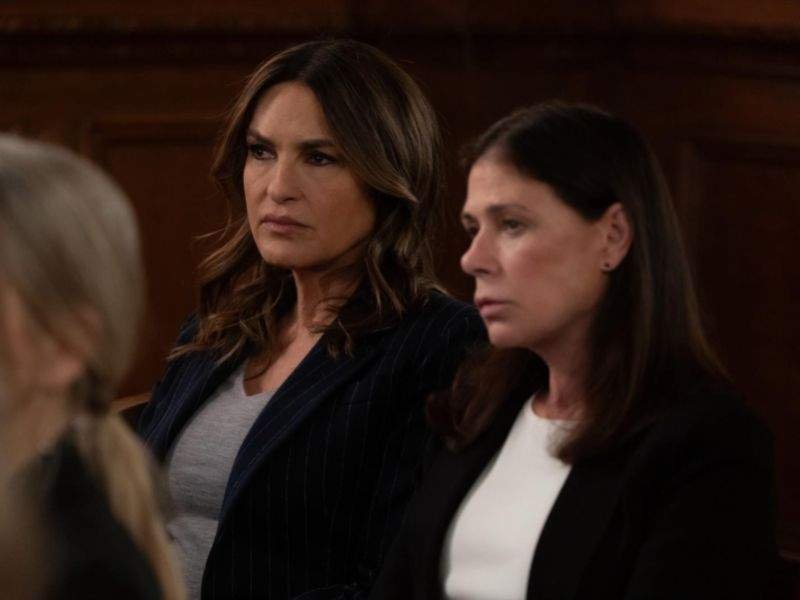 Olivia Benson (Mariska Hargitay) e Jessica Brady (Maura Tierney) em cena do crossover de ‘Law & Order’ | Crédito: Divulgação