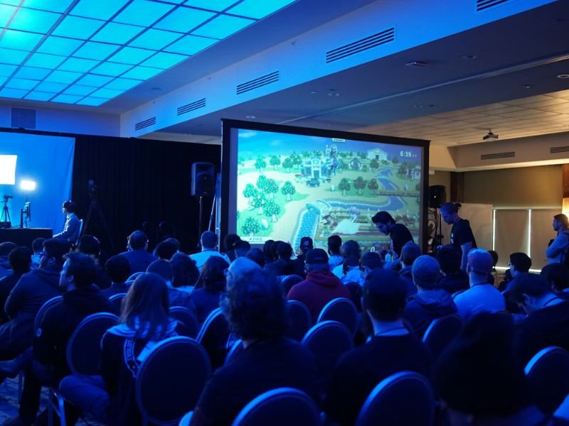 I Colóquio Nosso Drama reúne público em auditório durante apresentação sobre streaming e audiovisual