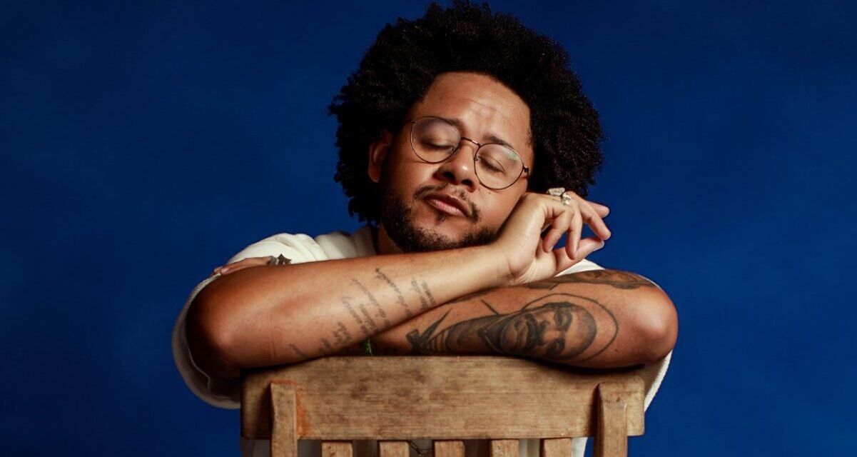 A “Emicida Racional MCMV Tour” une música e literatura