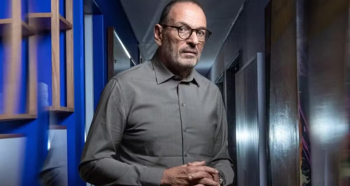 Luiz Schwarcz será homenageado no Prêmio PublishNews 2026
