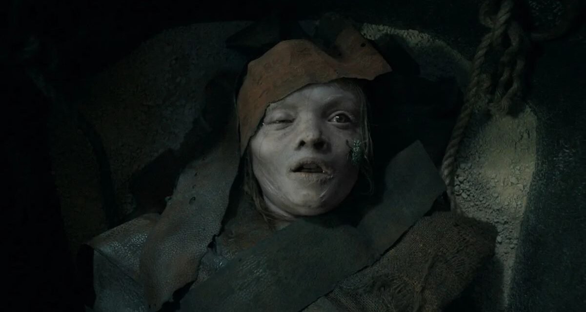 Crítica | “Maldição da Múmia” abandona o clássico e mergulha em terror brutal e nojento