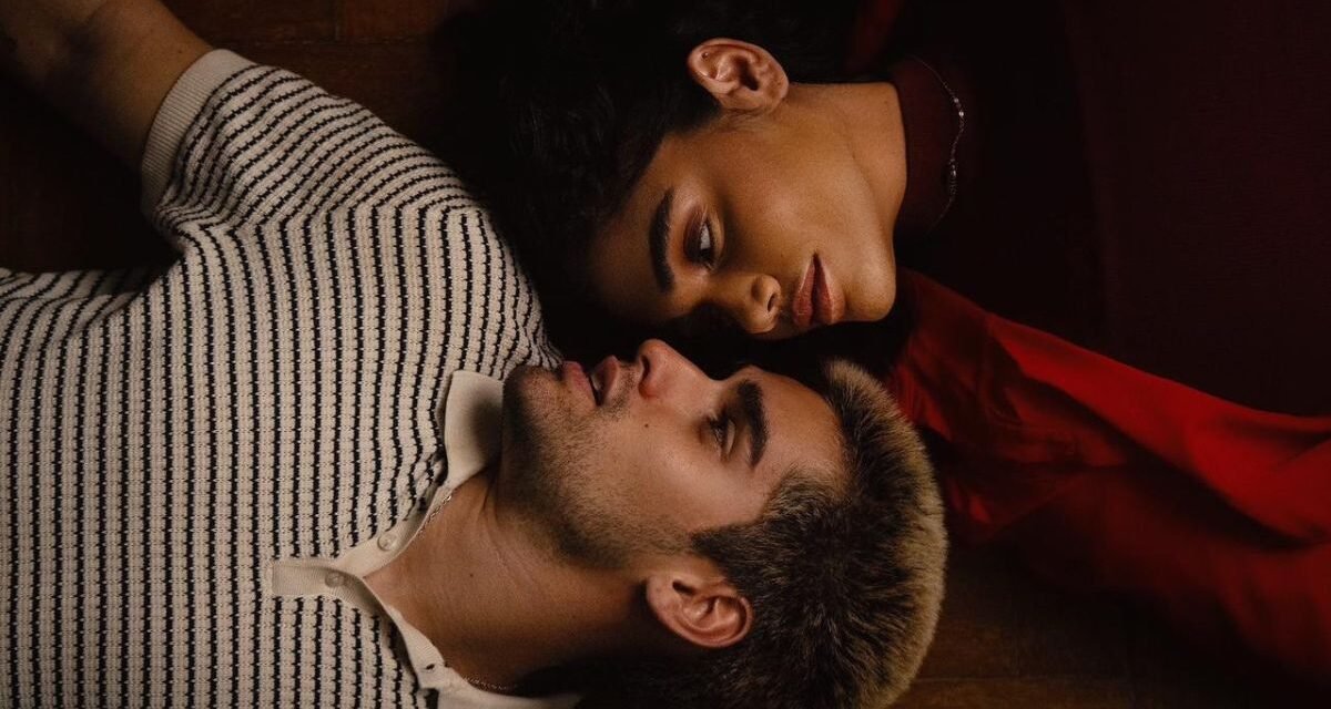 “C’est la vie” retrata o silêncio que antecede o fim de um amor