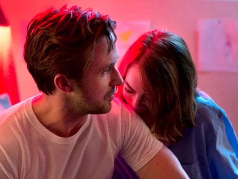 Em La La Land, as cores vibrantes acompanham o desenvolvimento dos personagens | Crédito: Reprodução