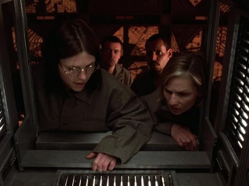 O Cubo de Vincenzo Natali um dos filmes de terror dos anos 90