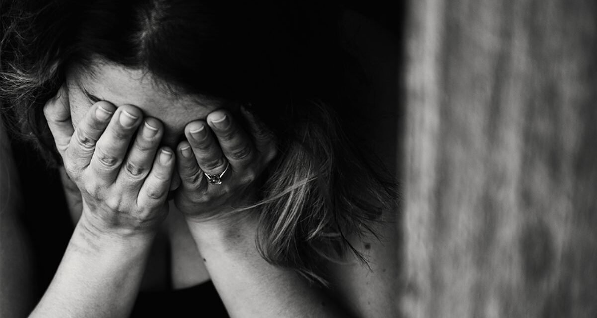 5 livros nacionais contemporâneos que abordam a violência contra a mulher