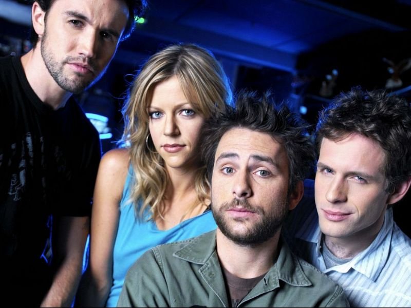 Charlie Day, Rob McElhenney, Glenn Howerton, Kaitlin Olson em "Its Always Sunny in Philadelphia"