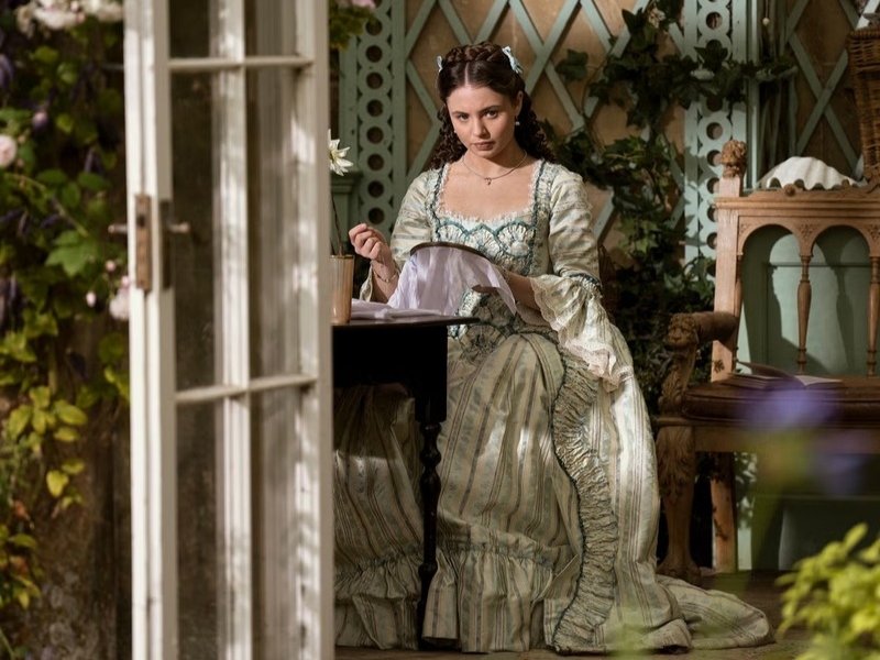 Lady Violet Jovem